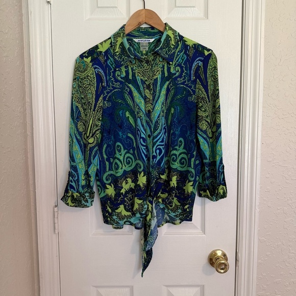 Peter Nygard Tops - Nygard Women's Green and Blue Paisley Button Down Top